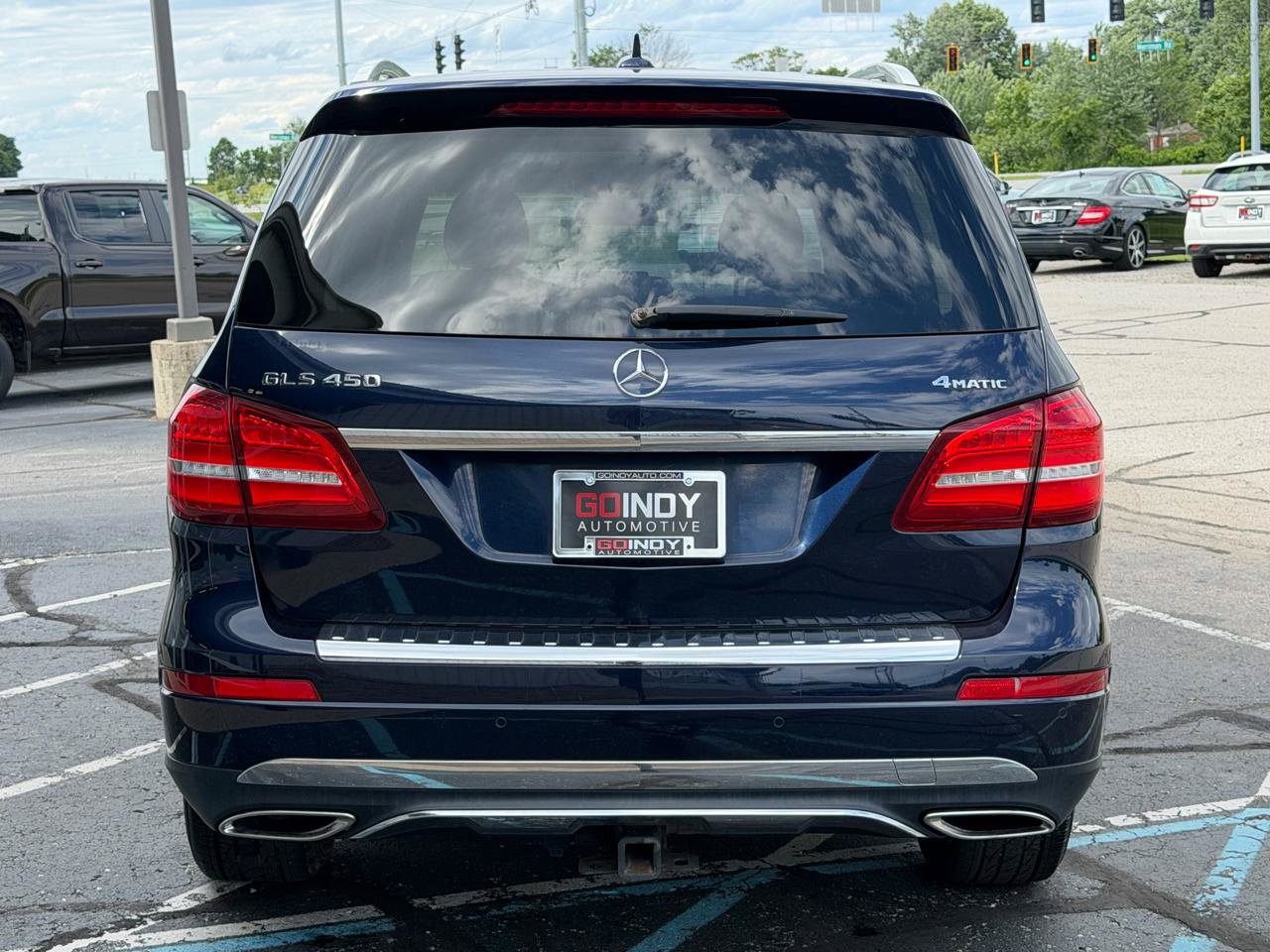 Used 2017 Mercedes-Benz GLS 450 4MATIC w/ Premium Package image 4