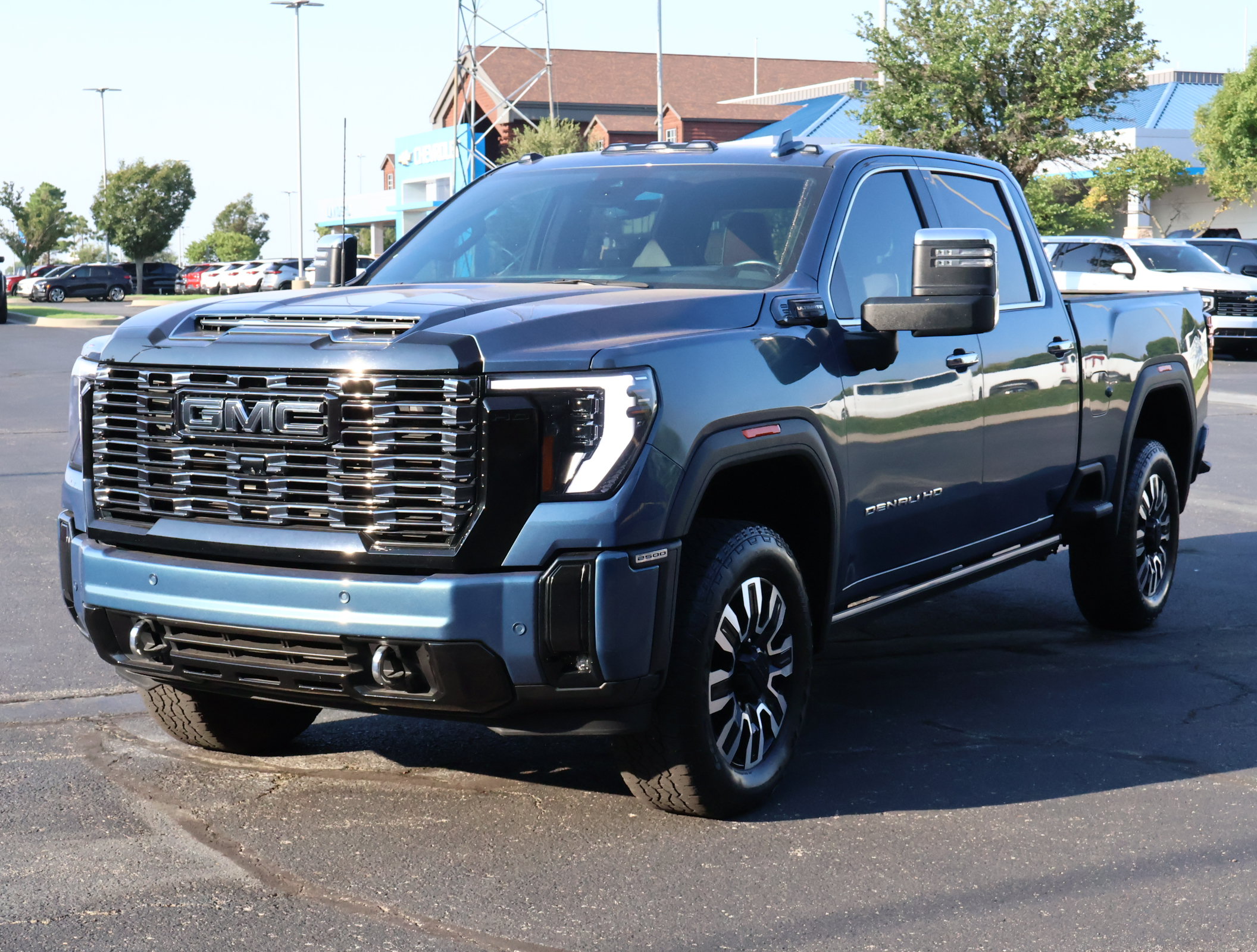Used 2025 GMC Sierra 2500 Denali Ultimate w/ Max Trailering Package AWD/4WD image 37