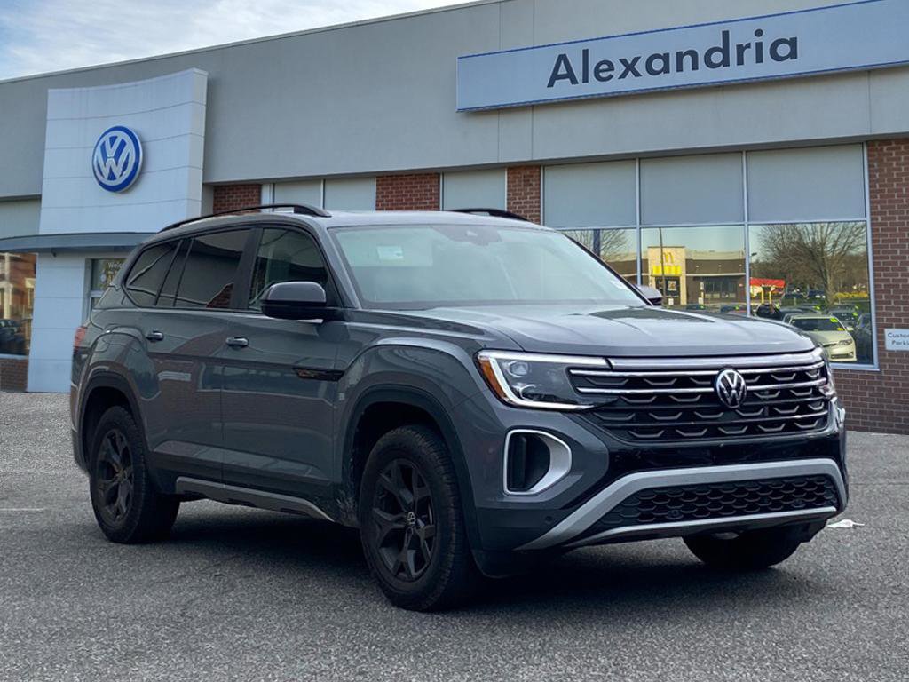Certified 2025 Volkswagen Atlas Peak Edition SE