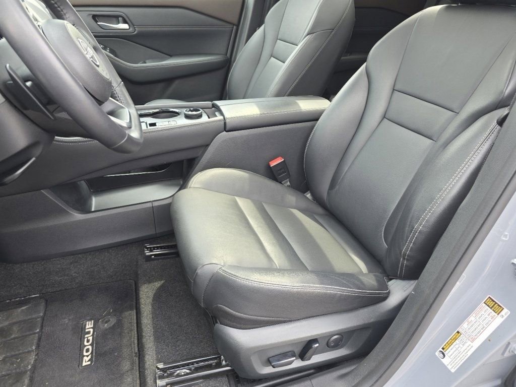 Used 2023 Nissan Rogue SL AWD/4WD image 21