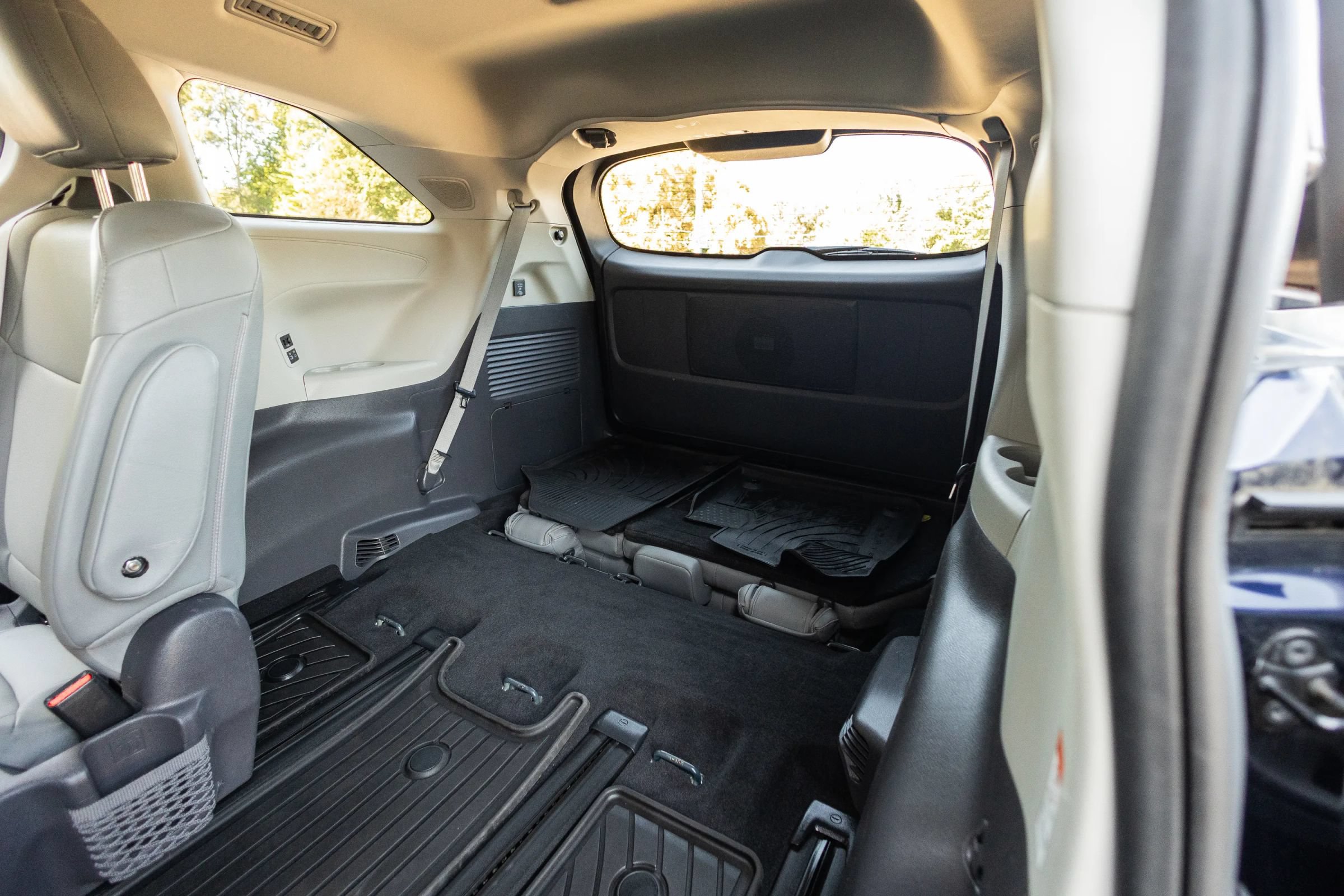 Used 2021 Toyota Sienna XLE w/ XLE Plus Package AWD/4WD image 29