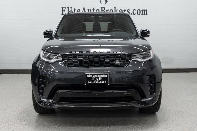 Used 2023 Land Rover Discovery S R-Dynamic AWD/4WD image 3