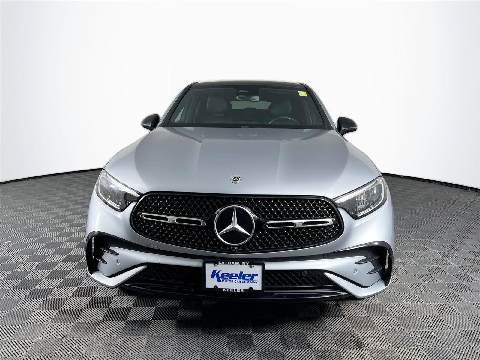 Used 2024 Mercedes-Benz GLC 300 4MATIC image 9