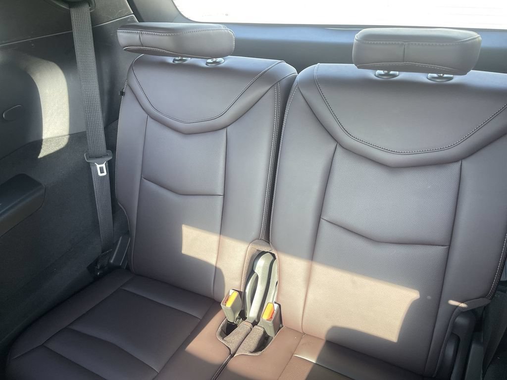 Certified 2023 Cadillac XT6 Premium Luxury w/ LPO, Floor Liner Package AWD/4WD image 41
