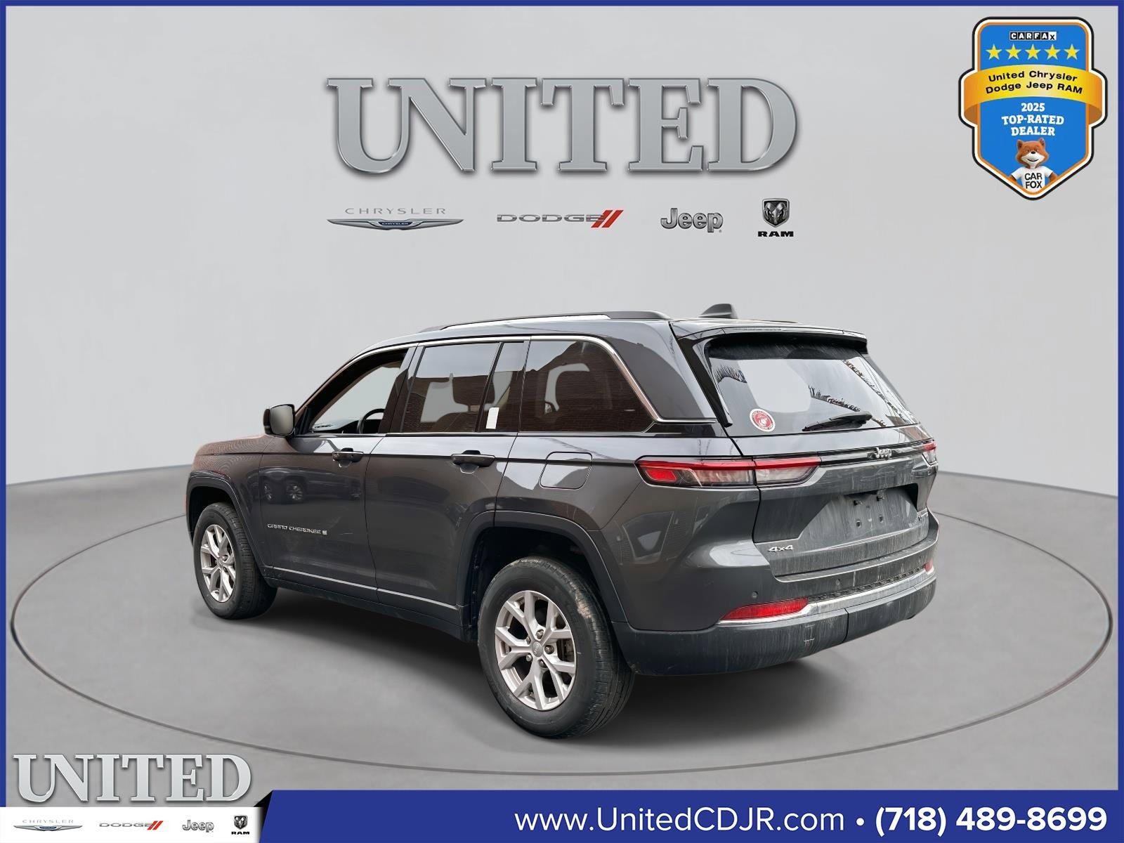 Used 2022 Jeep Grand Cherokee Limited image 6