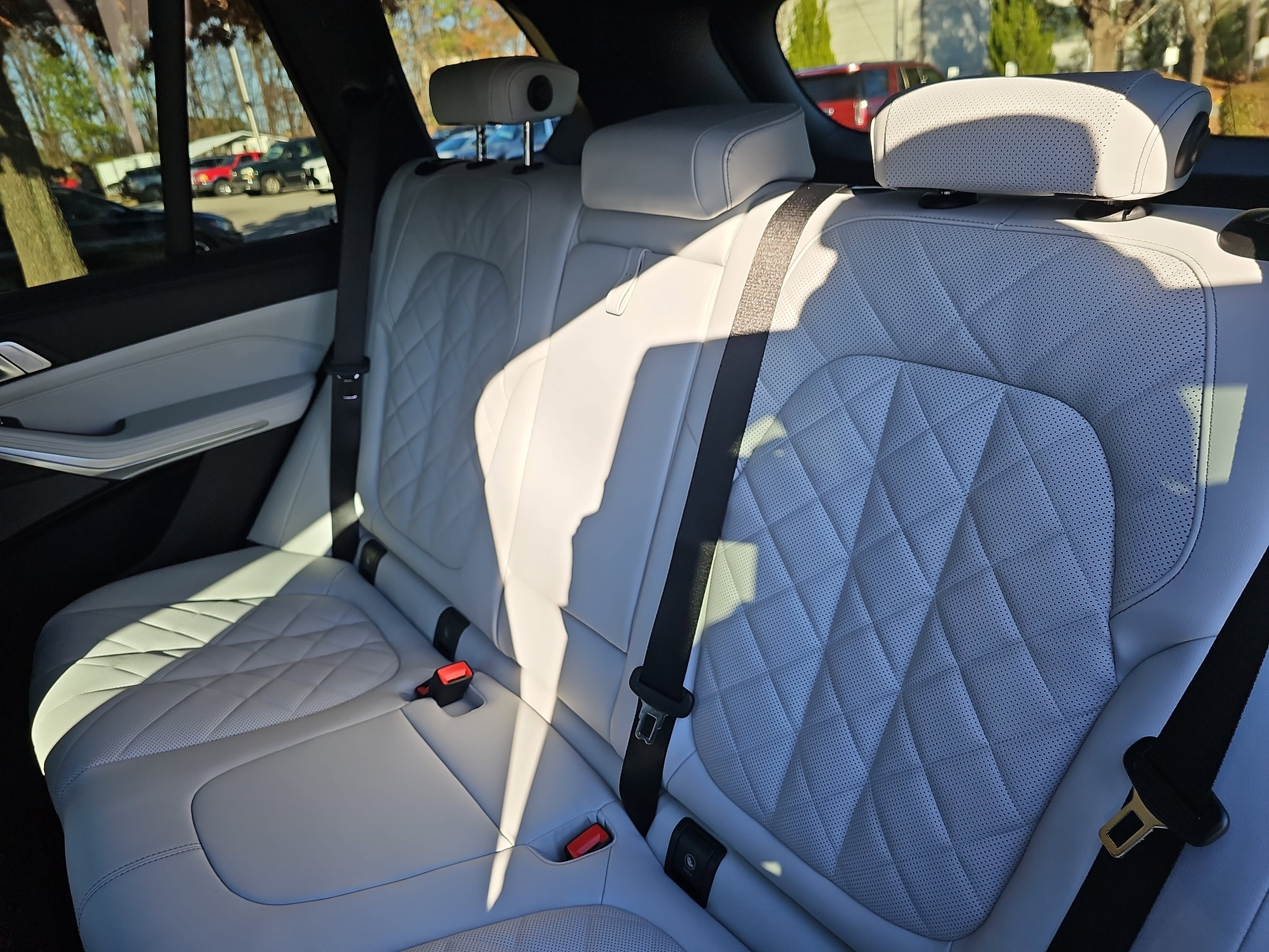 New 2026 BMW X5 xDrive40i w/ Climate Comfort Package image 14