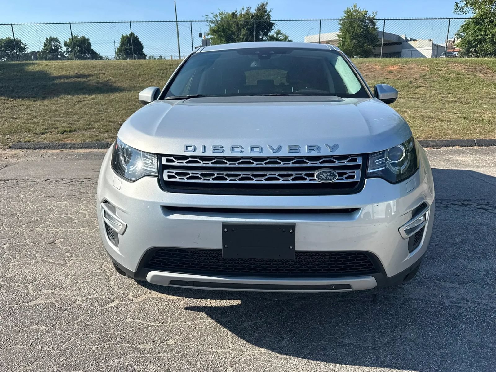 Used 2016 Land Rover Discovery Sport HSE Luxury AWD/4WD image 3