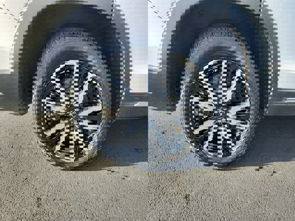 Used 2022 Honda Pilot Touring image 10