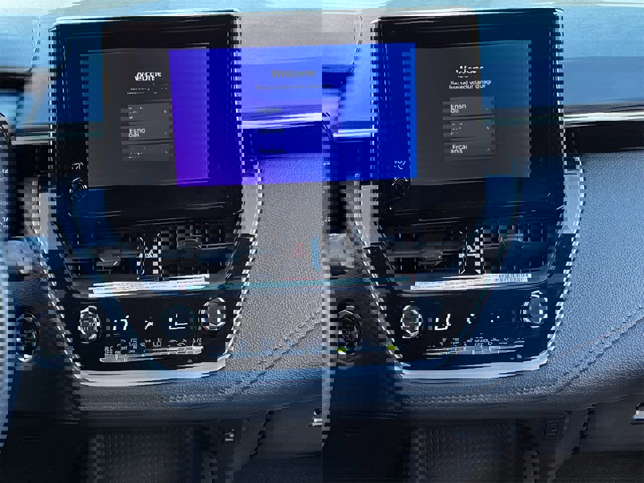 Used 2024 Toyota Corolla SE image 15