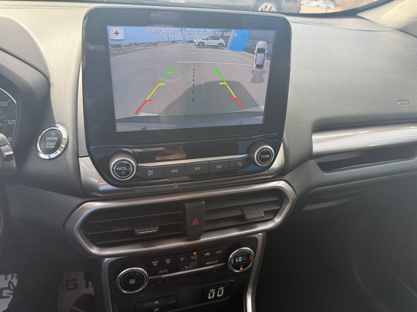 Used 2019 Ford EcoSport SE w/ SE Convenience Package image 10