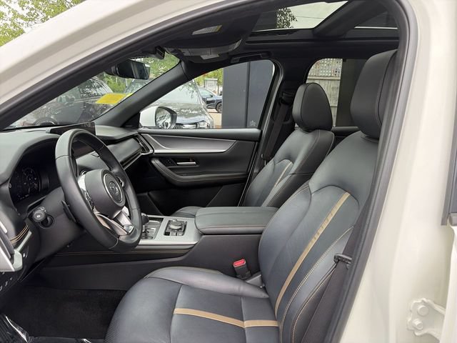 Certified 2024 MAZDA CX-90 Plug-In Hybrid w/ Premium Plus AWD/4WD image 11
