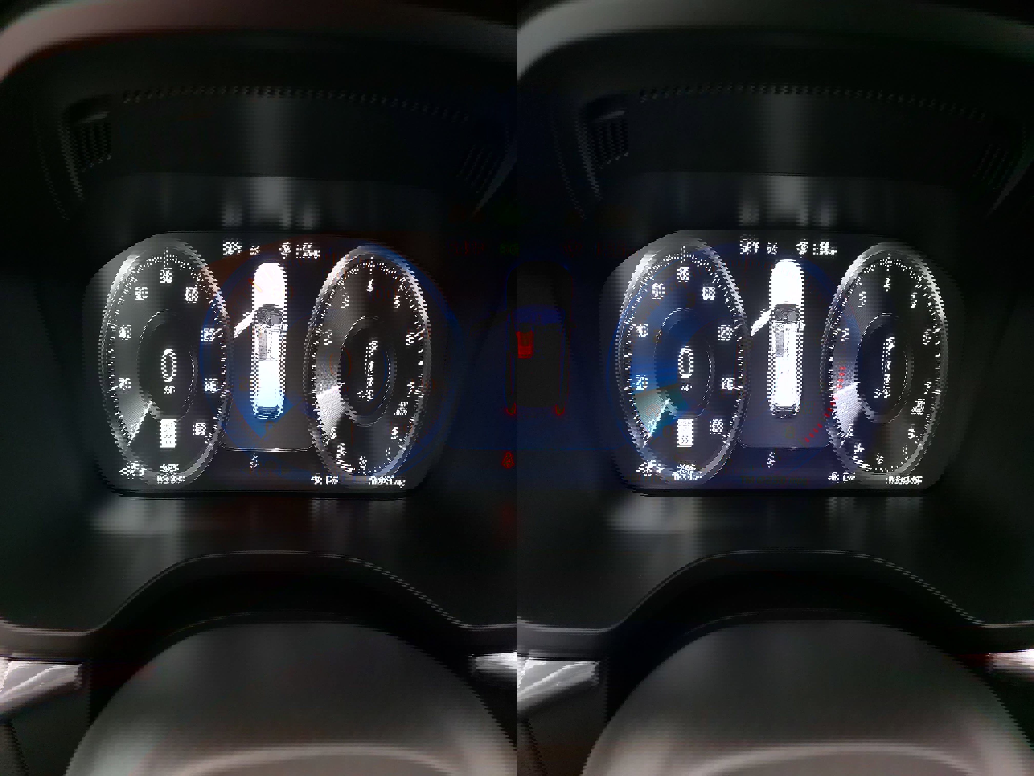 Used 2019 Volvo XC60 T6 R-Design w/ Protection Package Premier image 21