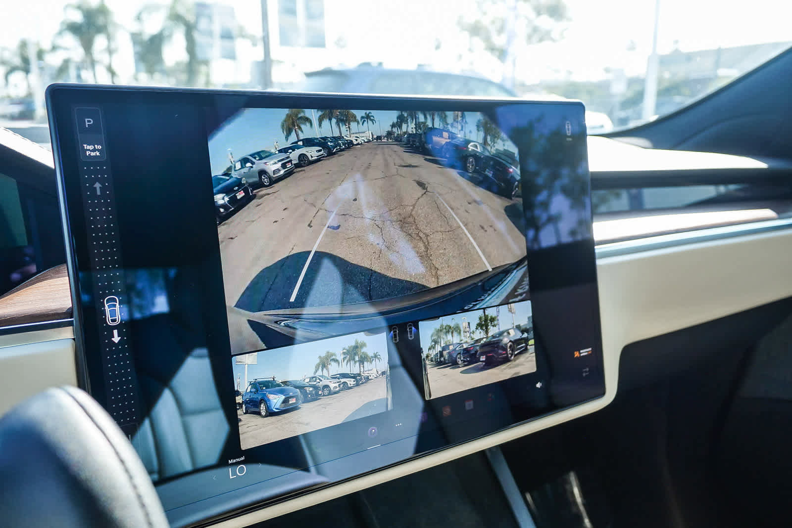 Used 2022 Tesla Model S AWD/4WD image 23