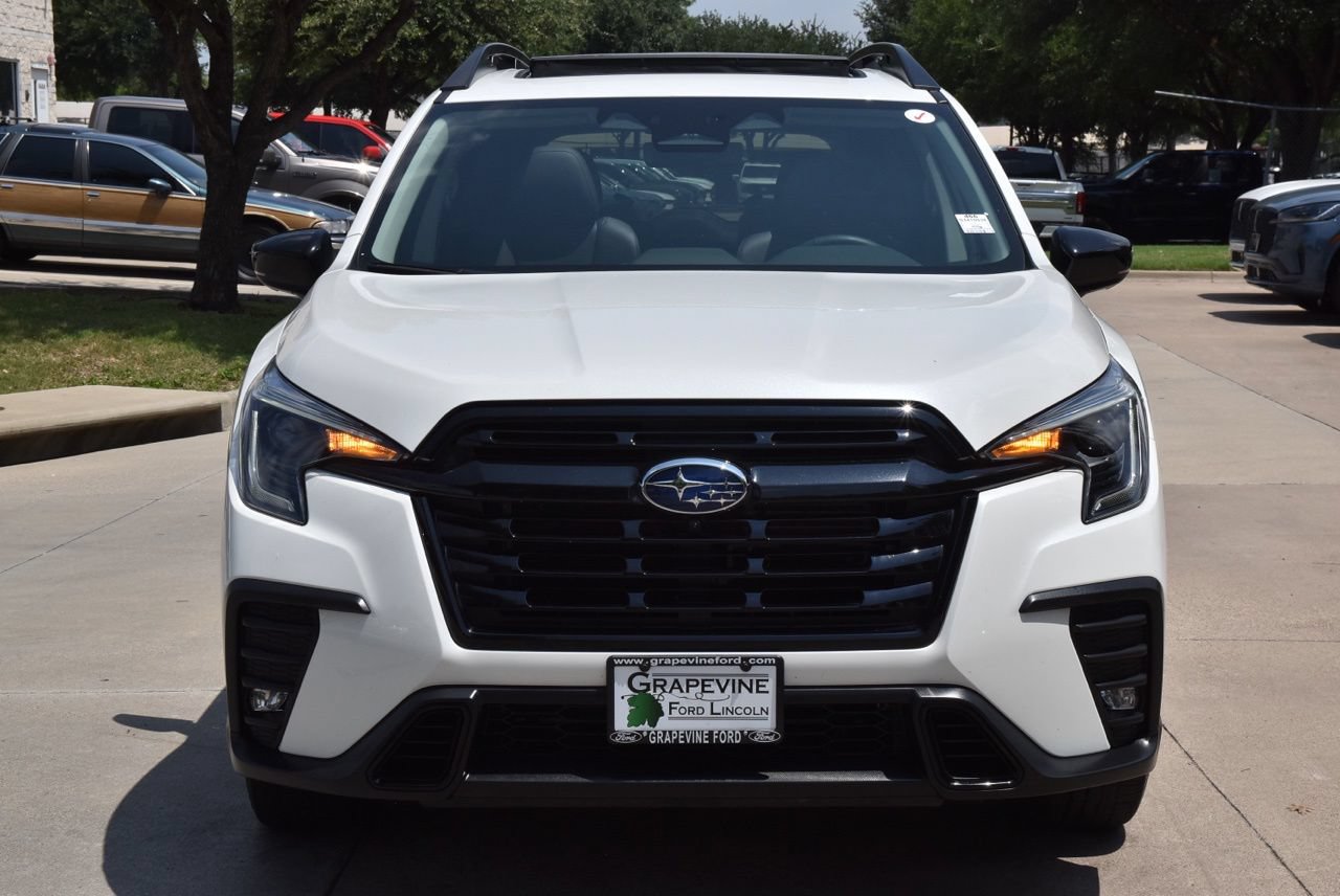 Used 2025 Subaru Ascent Bronze Edition AWD/4WD image 3