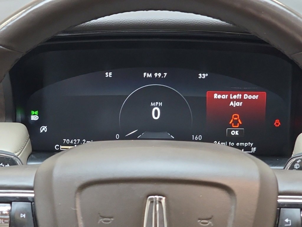 Used 2022 Lincoln Nautilus Reserve image 19