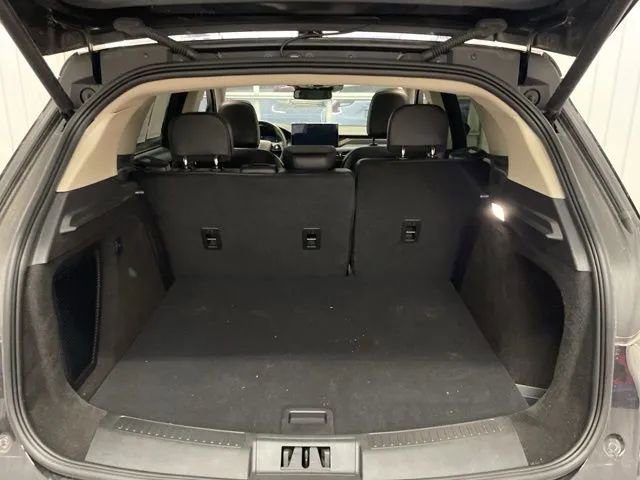 Used 2023 Lincoln Corsair Grand Touring image 12