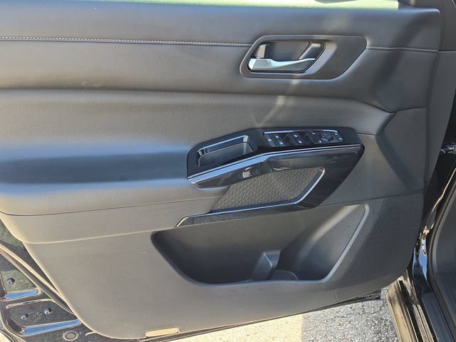 Certified 2022 Nissan Pathfinder S FWD image 17