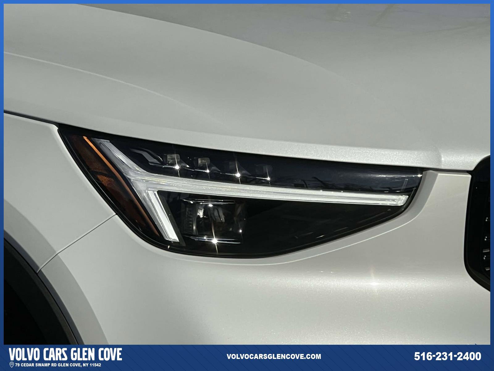 Used 2026 Volvo XC40 B5 Ultra w/ Climate Package image 7