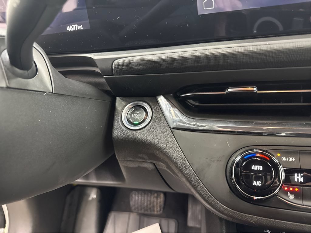 Used 2025 Buick Envista Preferred w/ Convenience I Package FWD image 29