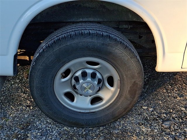 Used 2020 Chevrolet Express 2500 w/ Driver Convenience Package image 7