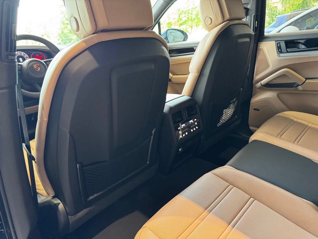 New 2026 Porsche Cayenne AWD/4WD image 25