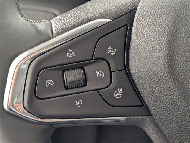 Used 2025 Chevrolet Trax LT w/ LT Convenience Package image 15