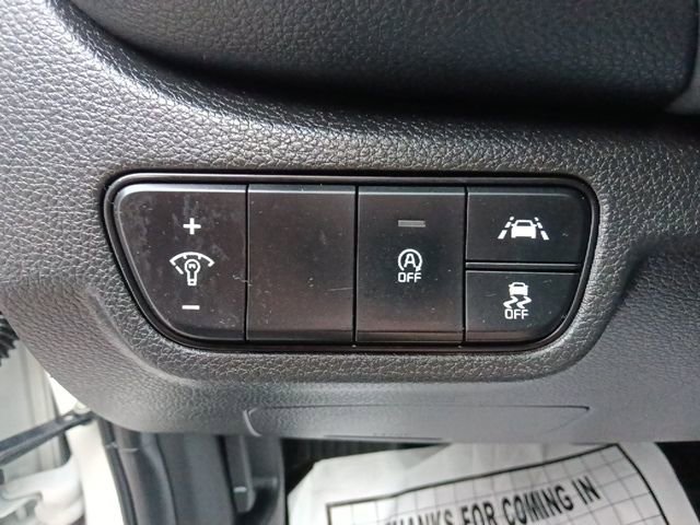 Used 2023 Kia Seltos LX image 17