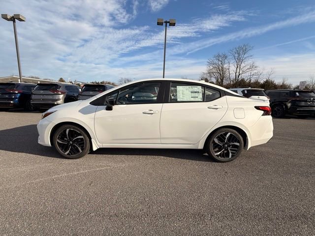 New 2025 Nissan Versa SR w/ Trunk Package image 8