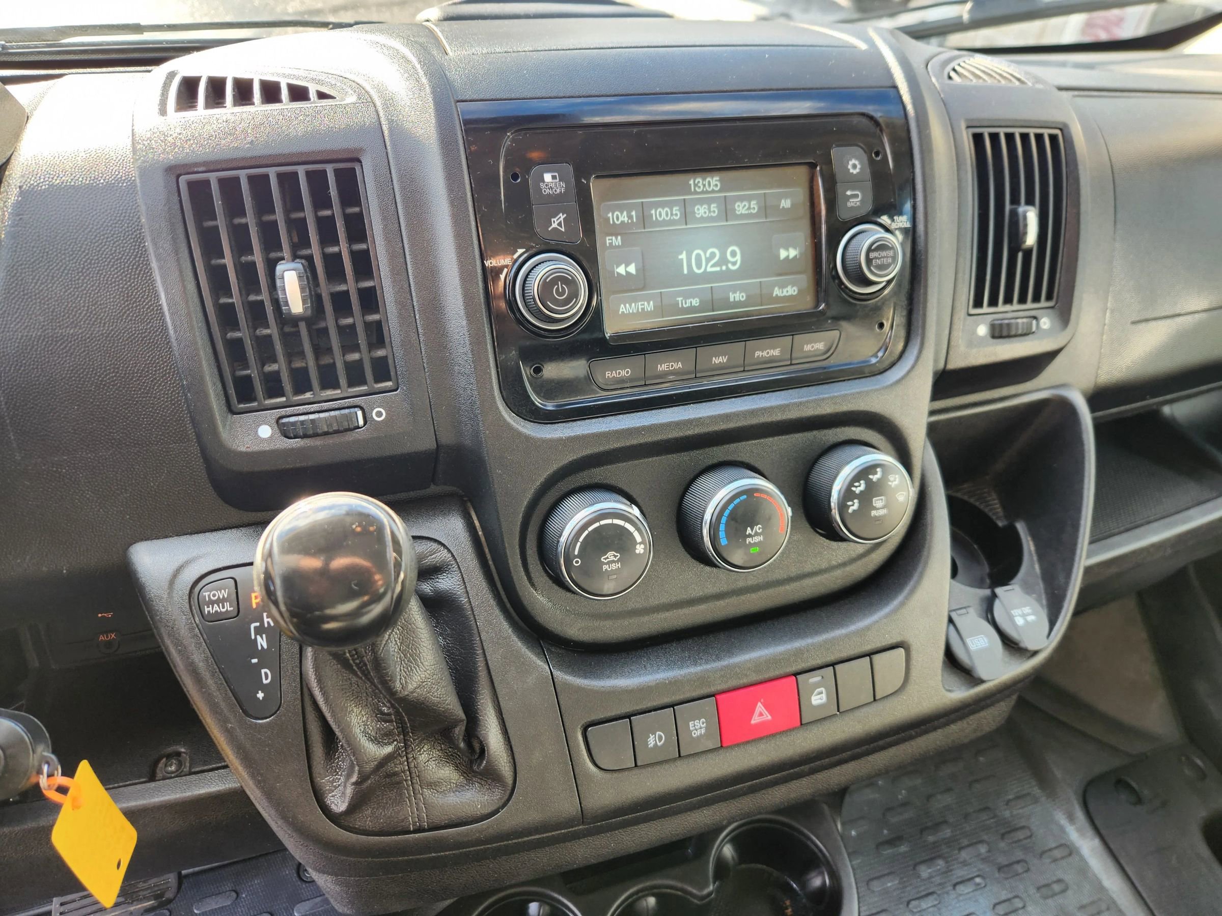 Used 2019 RAM ProMaster 3500 w/ Premium Appearance Group image 28