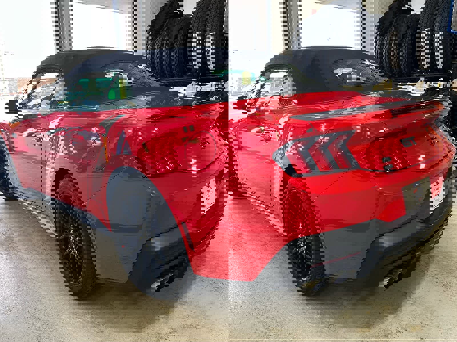 Used 2025 Ford Mustang GT Premium image 5