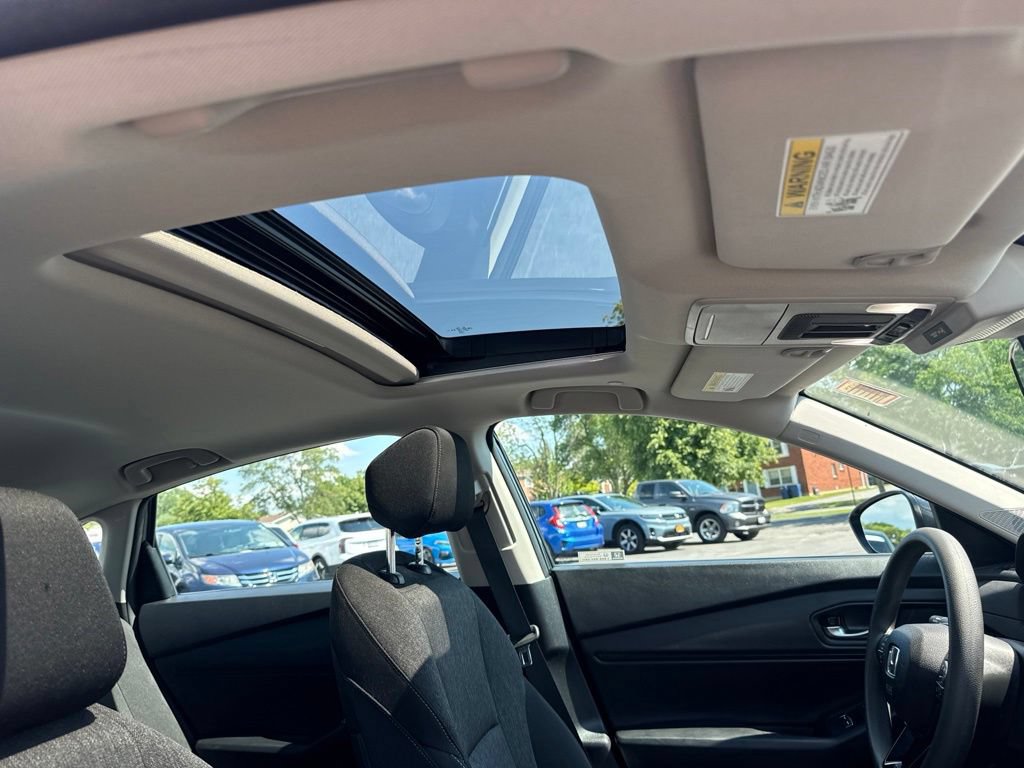 Certified 2023 Honda Accord EX image 19