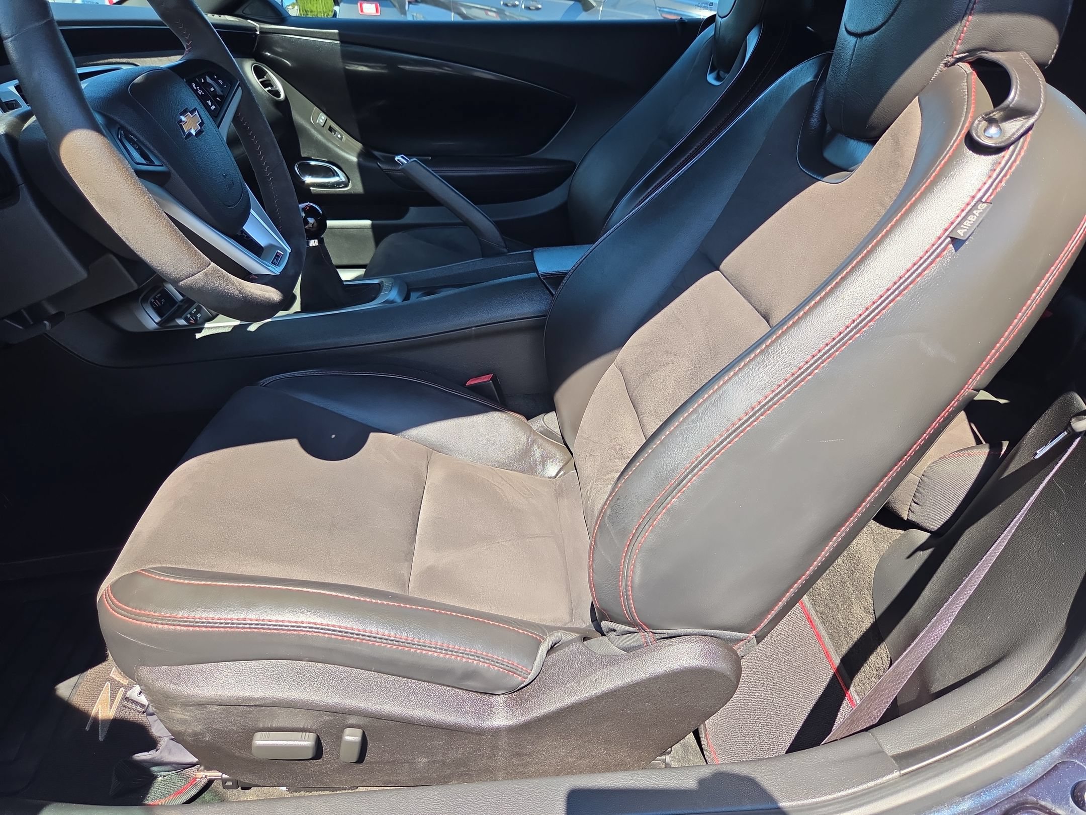 Used 2014 Chevrolet Camaro ZL1 RWD image 13