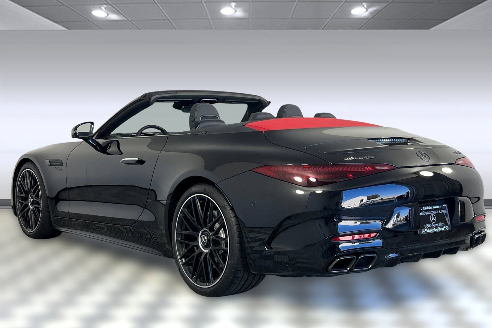 New 2024 Mercedes-Benz SL 63 AMG 4MATIC image 3