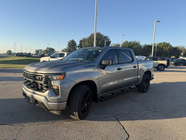 Used 2023 Chevrolet Silverado 1500 Custom w/ LPO, Dark Essentials Package AWD/4WD image 3