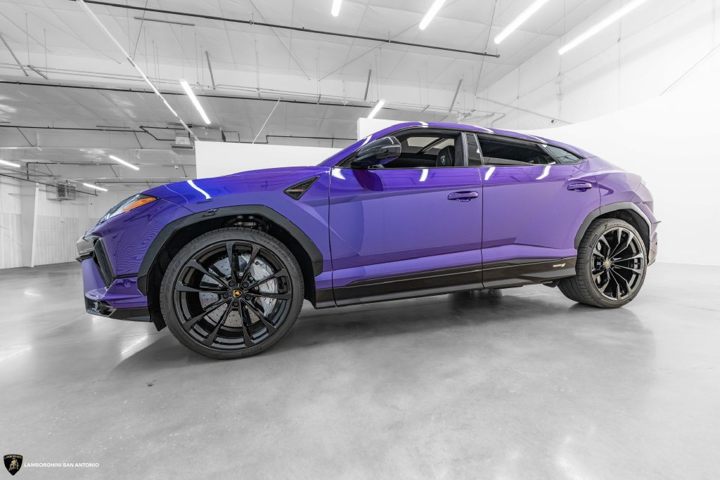 Used 2024 Lamborghini Urus S AWD/4WD image 14