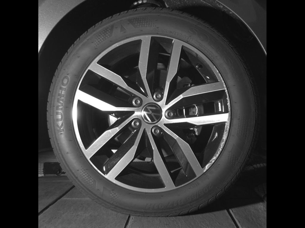 Certified 2026 Volkswagen Jetta SE FWD image 12