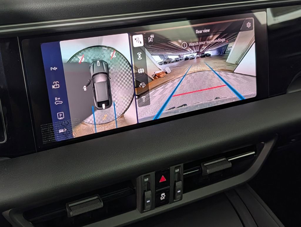 New 2026 Porsche Macan Electric image 33