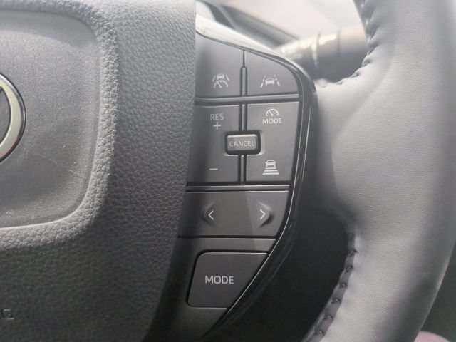Used 2023 Toyota Prius XLE FWD image 20