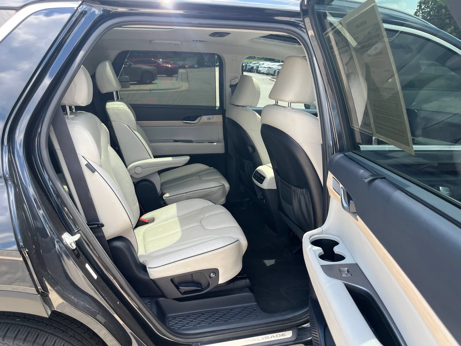 Used 2024 Hyundai Palisade Limited FWD image 38