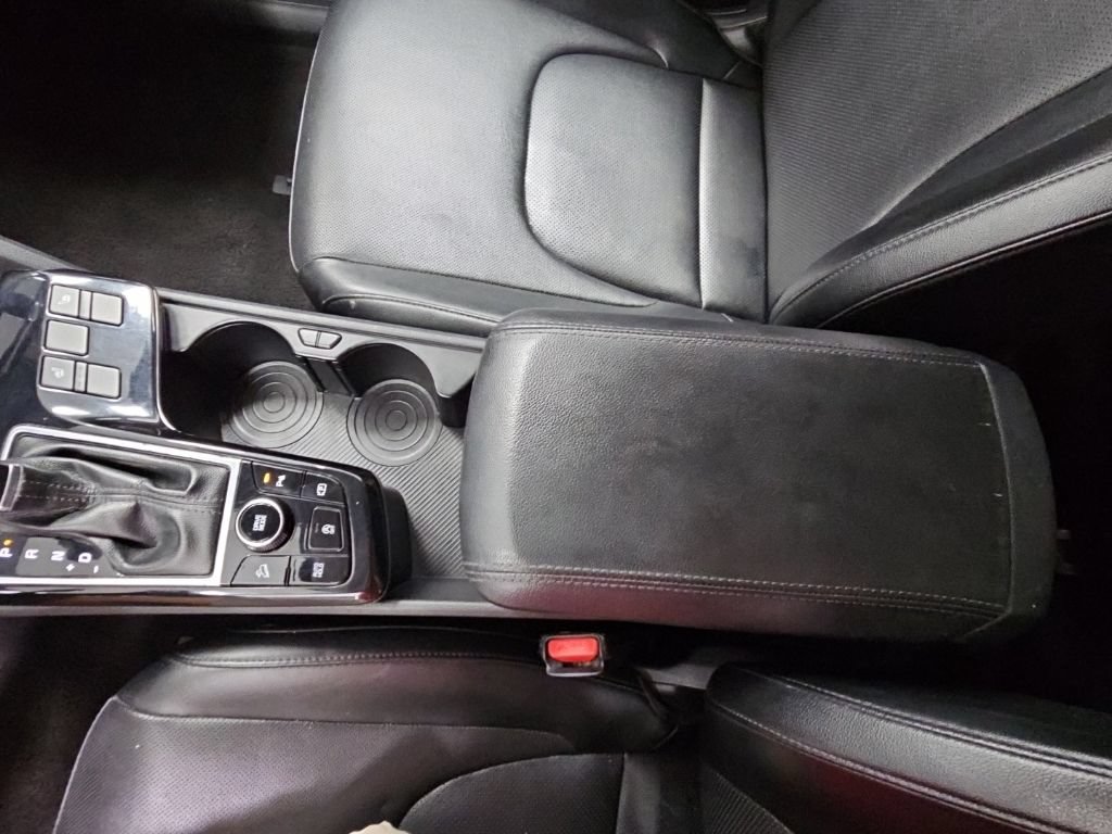 Used 2023 Kia Sportage EX FWD image 25