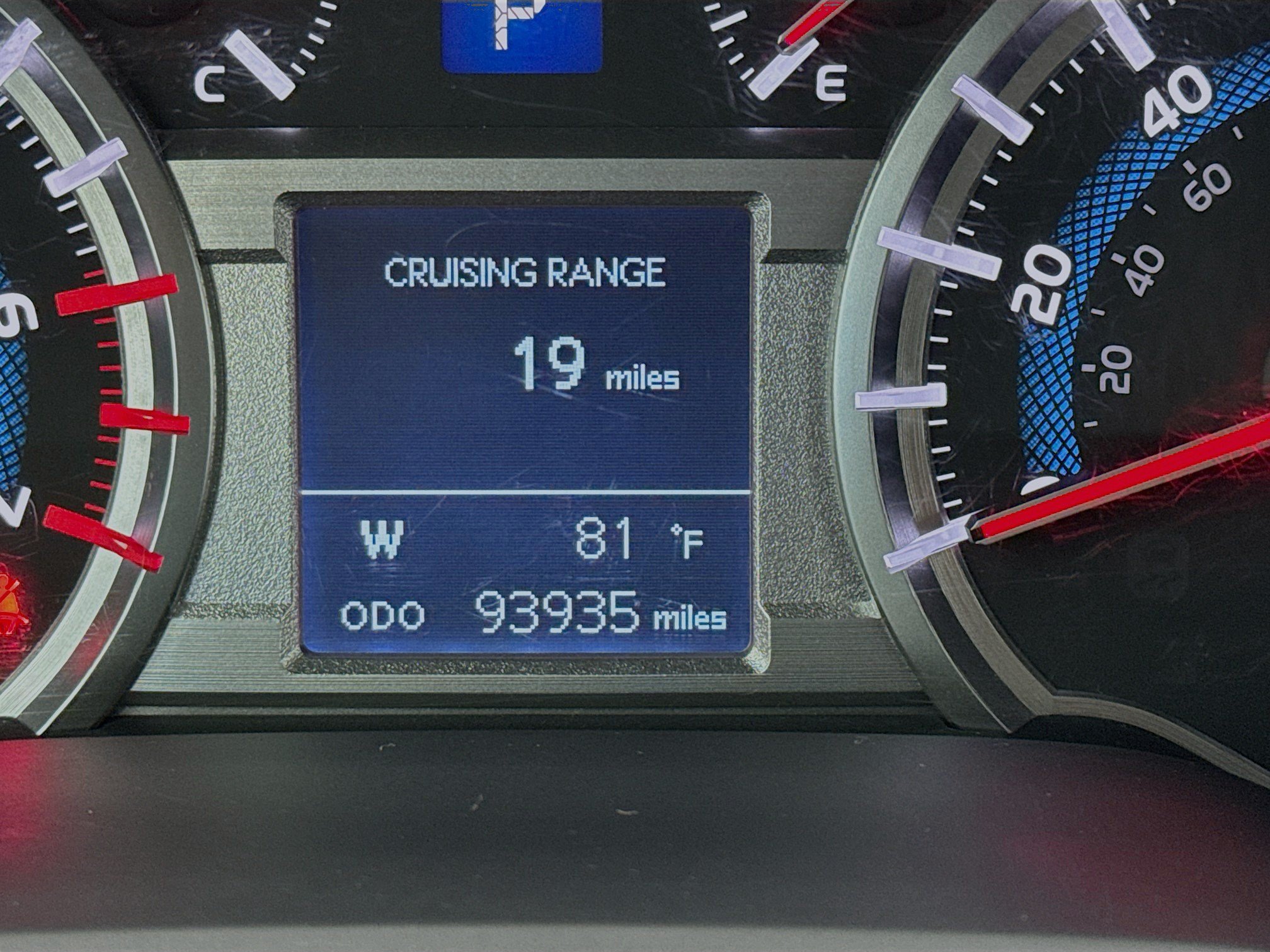 Used 2017 Toyota 4Runner SR5 AWD/4WD image 8