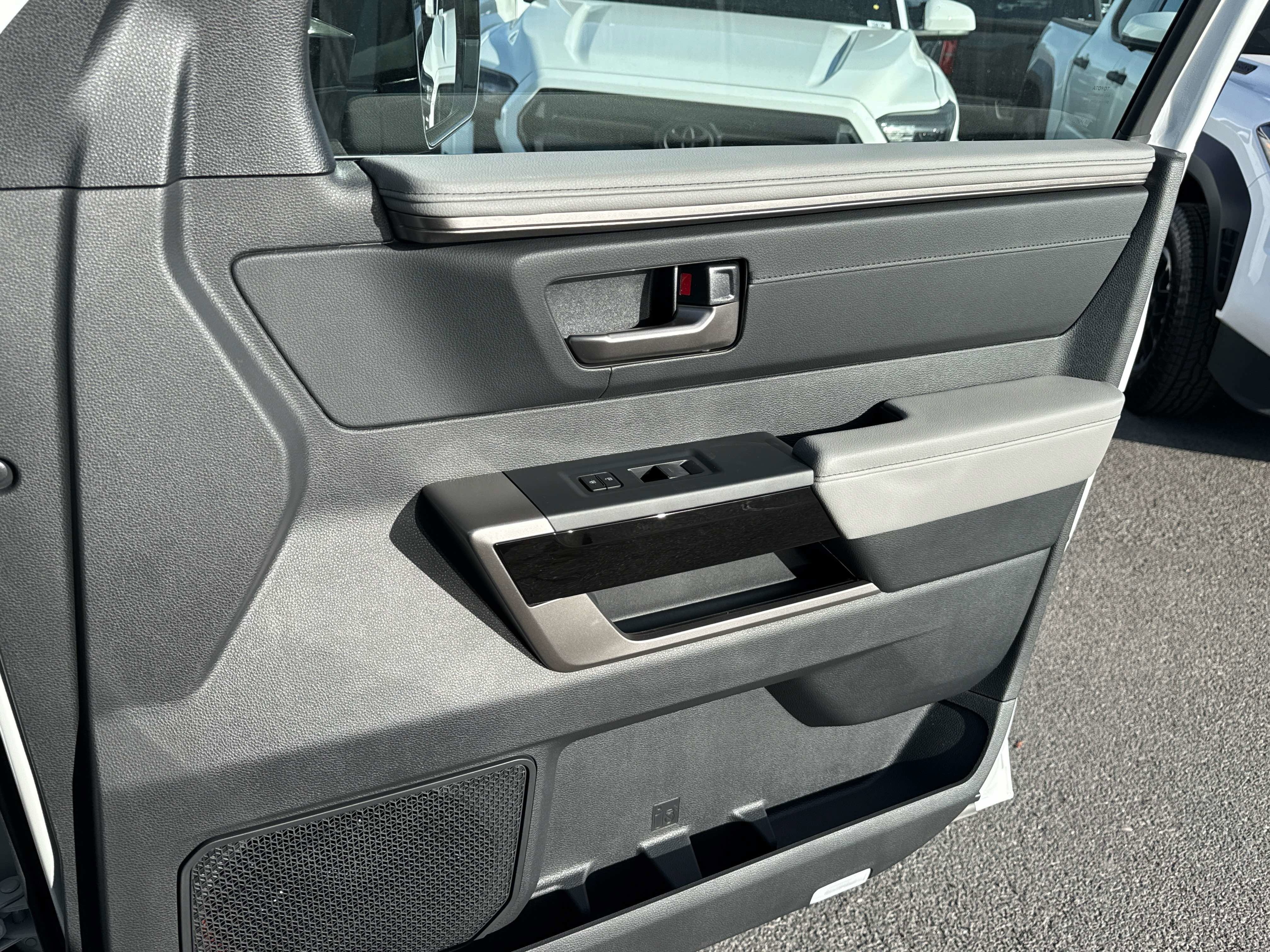 New 2026 Toyota Tundra Limited image 15