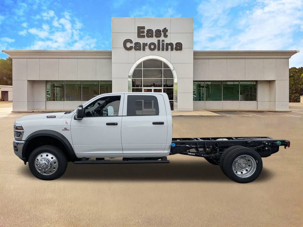 New 2026 RAM 4500 Tradesman w/ Chrome Appearance Group AWD/4WD image 6