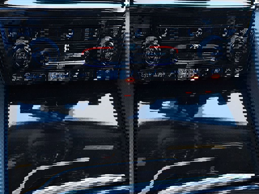 New 2025 Jeep Grand Cherokee L Laredo w/ Luxury Tech Group I image 25