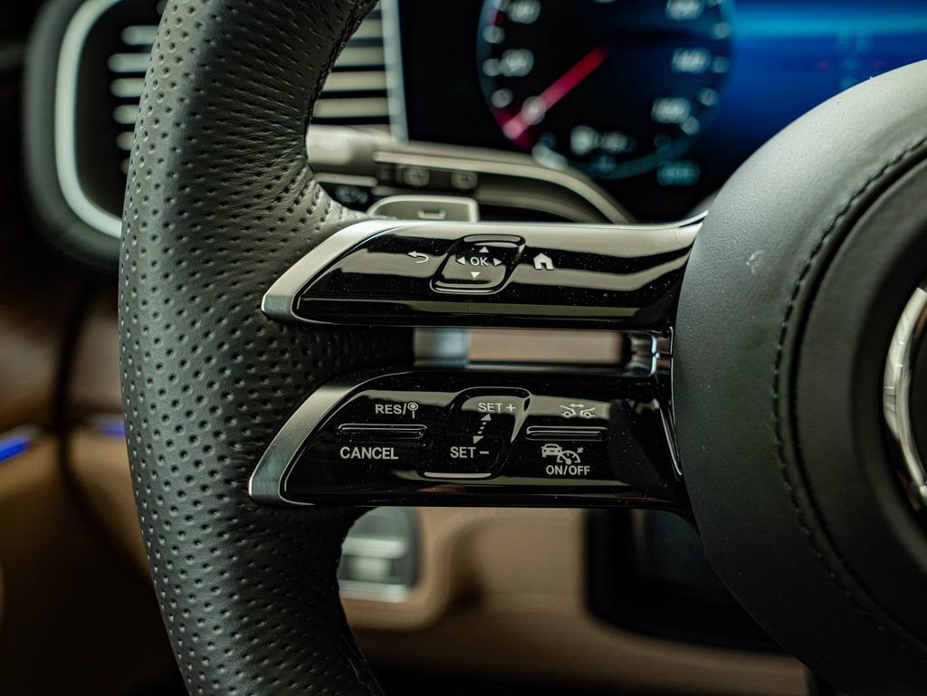 New 2026 Mercedes-Benz GLS 580 4MATIC image 22