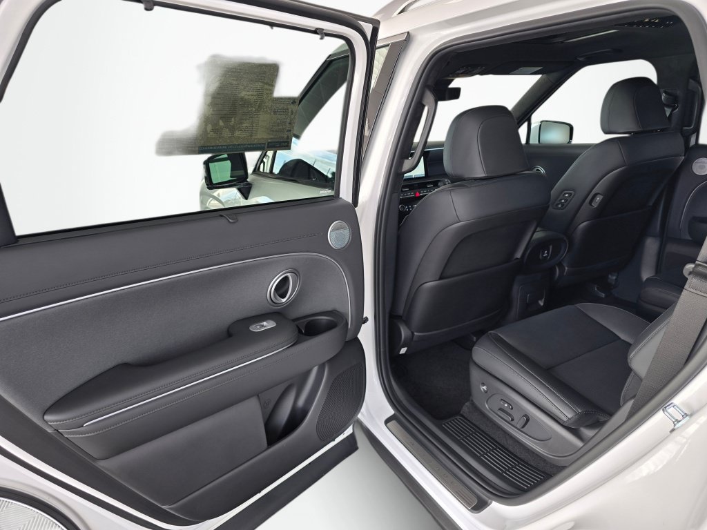 Used 2026 Hyundai Palisade Calligraphy AWD/4WD image 35