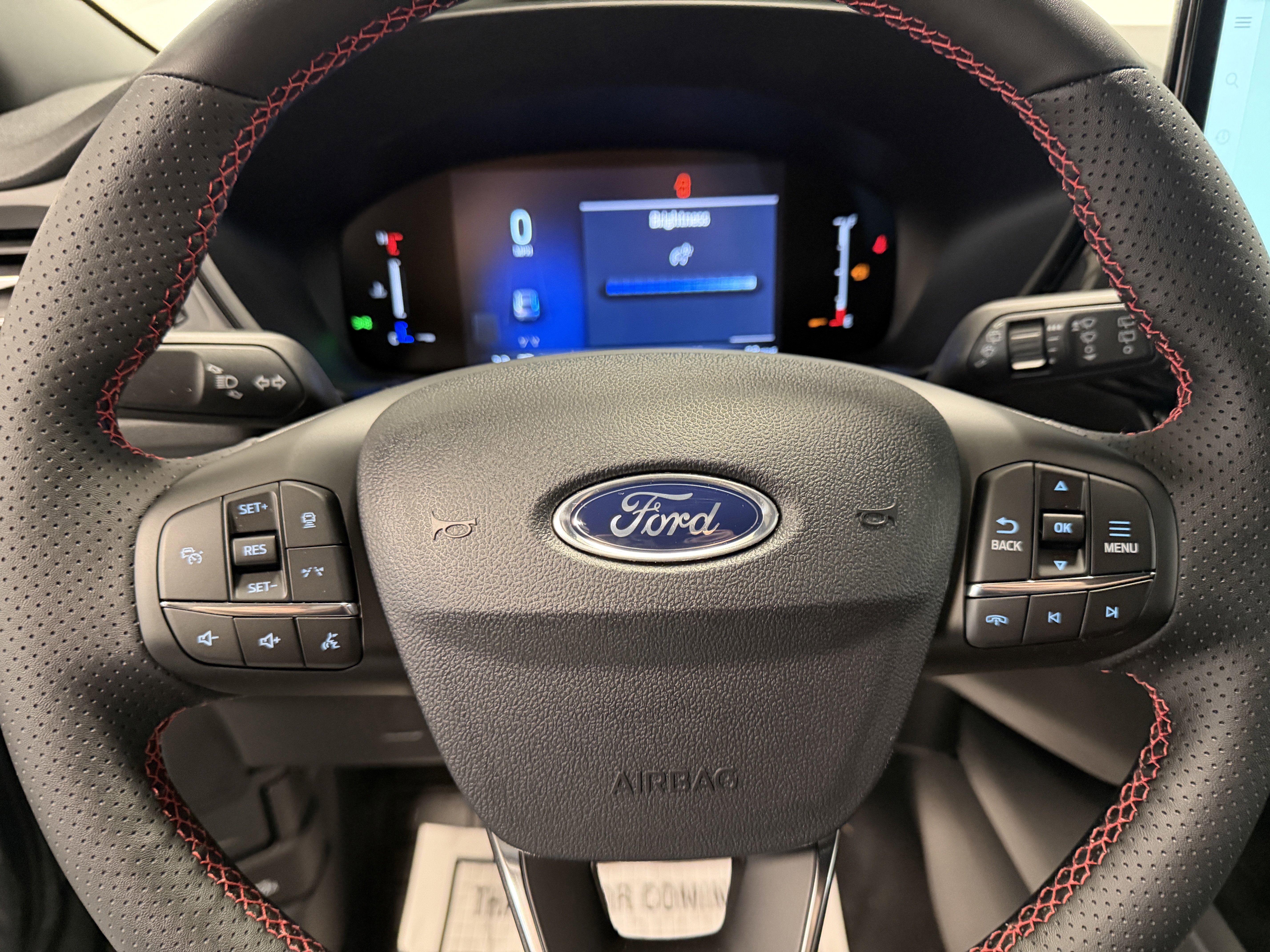 New 2026 Ford Escape ST-Line w/ Tech Pack #1 image 18