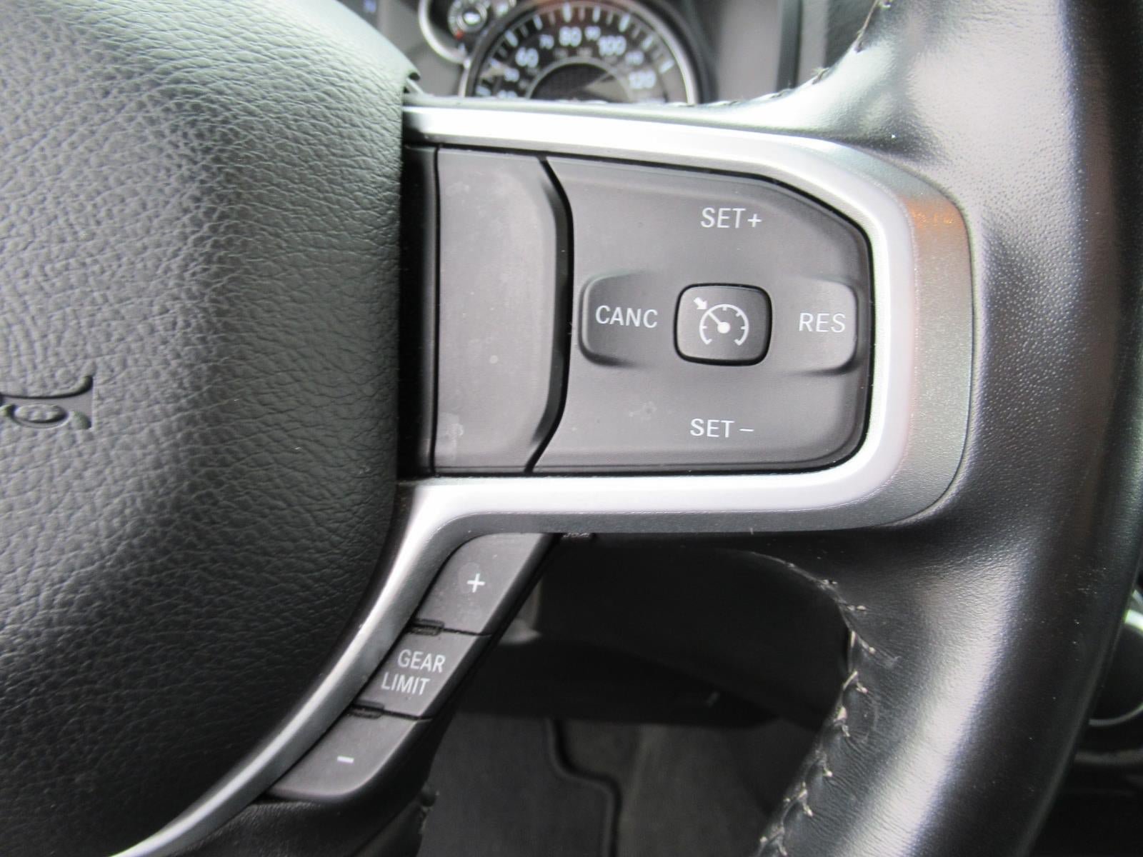 Used 2022 RAM 1500 Big Horn AWD/4WD image 18