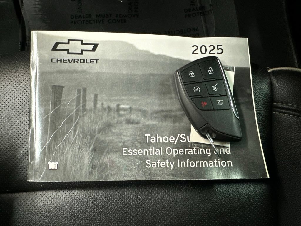 Used 2025 Chevrolet Suburban Premier AWD/4WD image 43