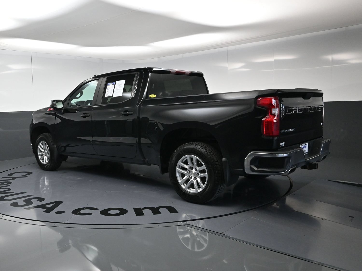 Used 2019 Chevrolet Silverado 1500 LT w/ All-Star Edition AWD/4WD image 7